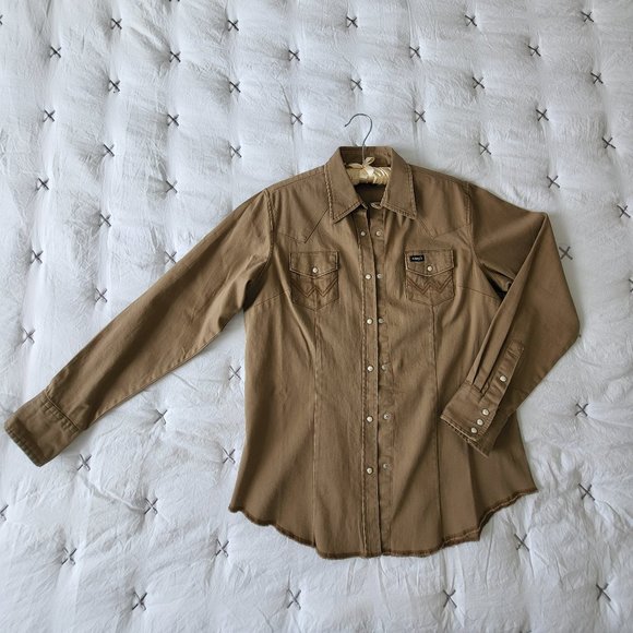 Wrangler Long Sleeve Button Up - Picture 1 of 4